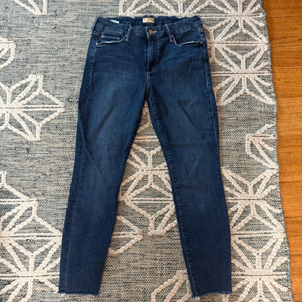 Mother Jeans Looker Ankle Fray in Girl Crush size 32